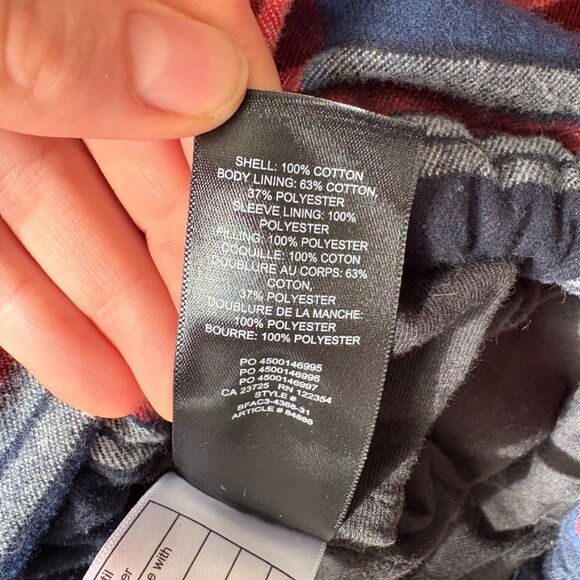 Aritzia Tna Coaches Jacket Oversized Down Filled Flannel Puffer Jacket Red Plaid - Picture 10 of 10